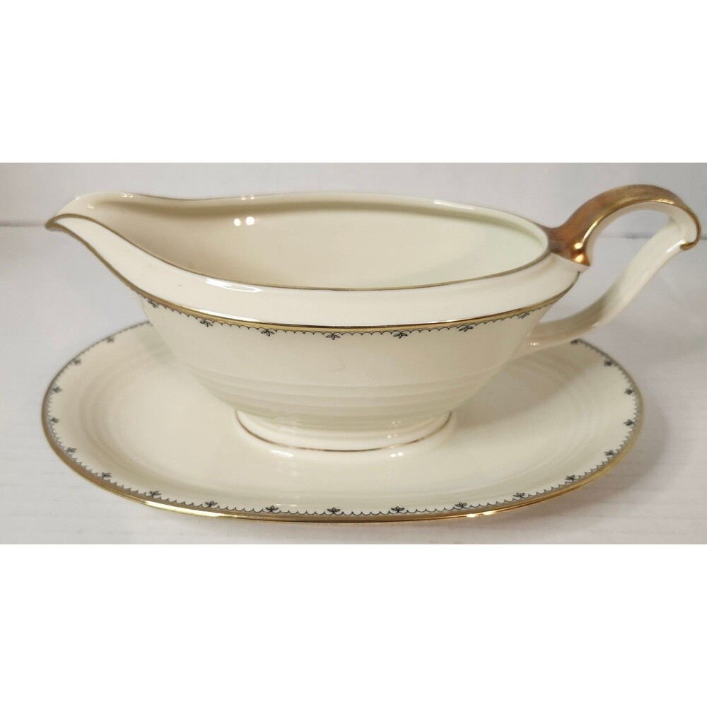 Eamag Alt Schonwald Bovaria Gravy Boat Vintage